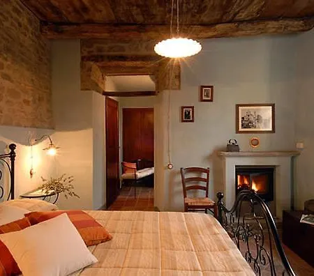 Dimora Storico Romantica Il Sole E La Luna Kır Evi *