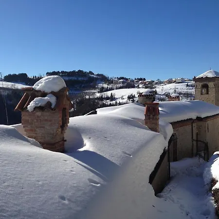 Dimora Storico Romantica Il Sole E La Luna Cerretto Langhe